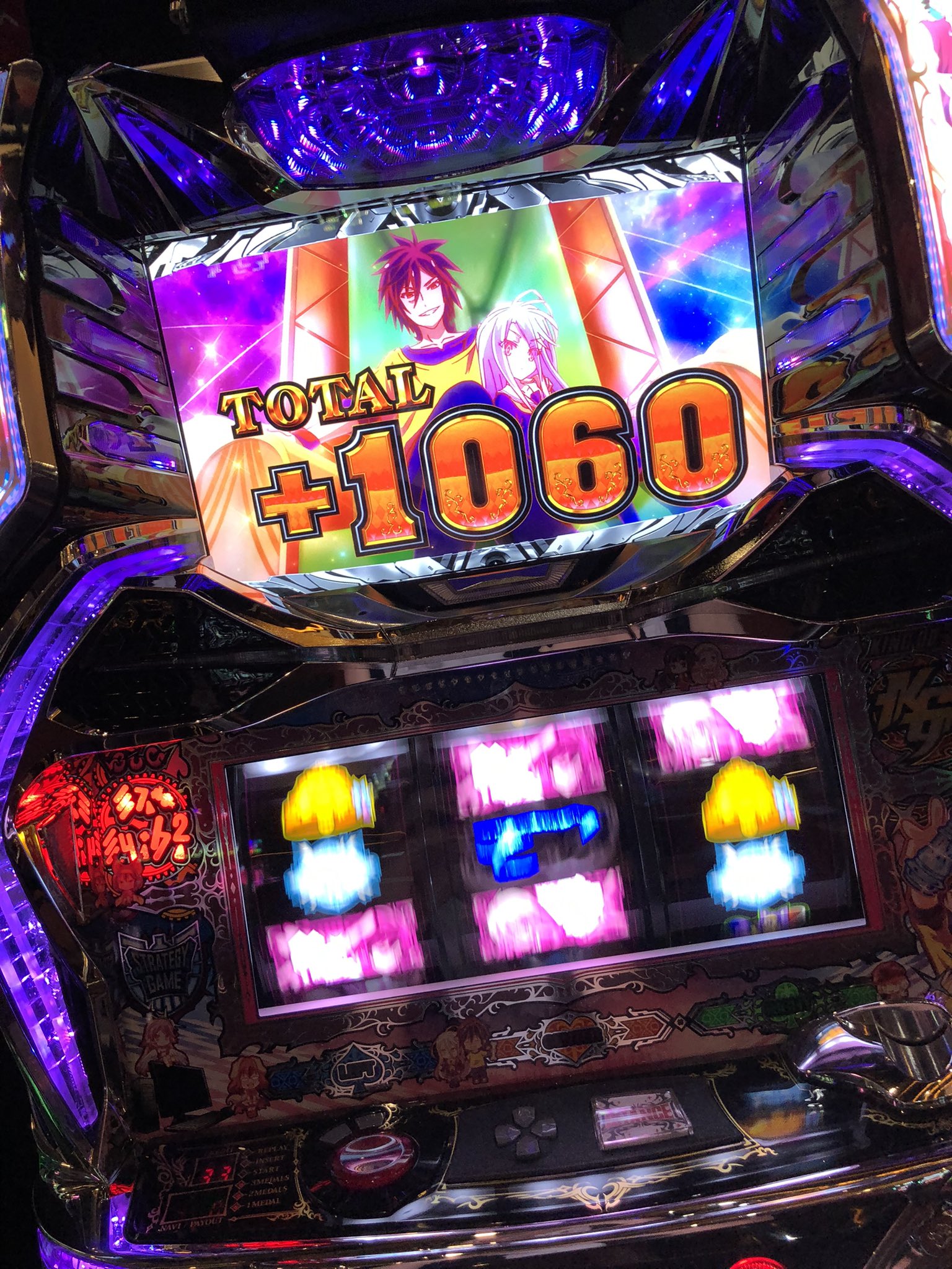 Shin 69 ノゲノラ初打ちでバグ モード フリーズ両方引いて キングオブキングスギャンビッドで1000乗っけて 2回完走 初打ちでぶん回したら間1000枚減らして最終3500枚のプラス2300枚で終了 ただの引きで勝っただけやけも楽しかったわ笑 ノゲノラ