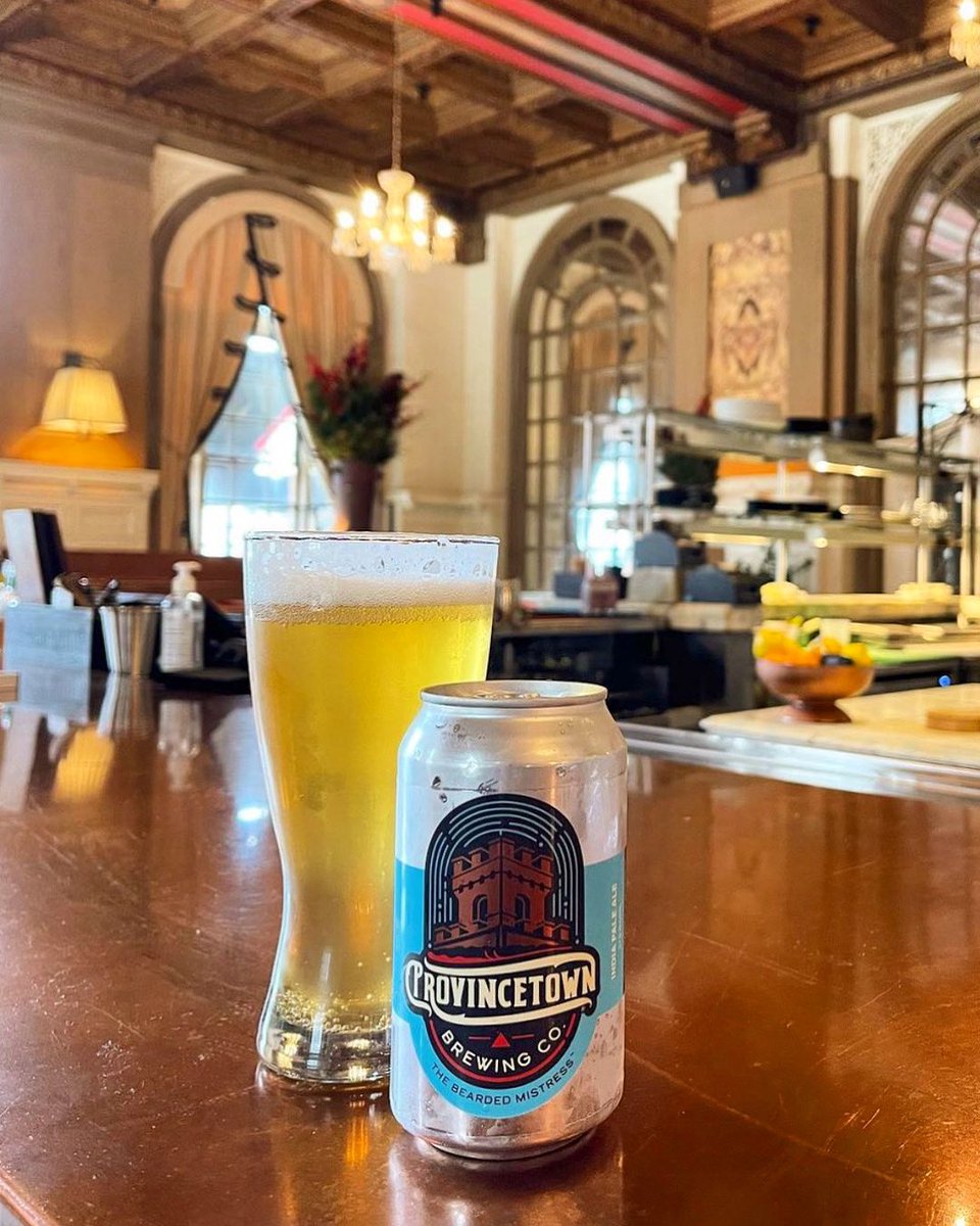 OakLBK's tweet photo. Donβt miss @PtownBrewingCo on our draft list πΊπ! The Cape Cod brewery practices #Draftivism, donating 15% of all profits to specific causes and organizations they believe in, from LGBTQ+ inclusion to environmental conservation and more ππ½ https://t.co/6XM8l16F7k