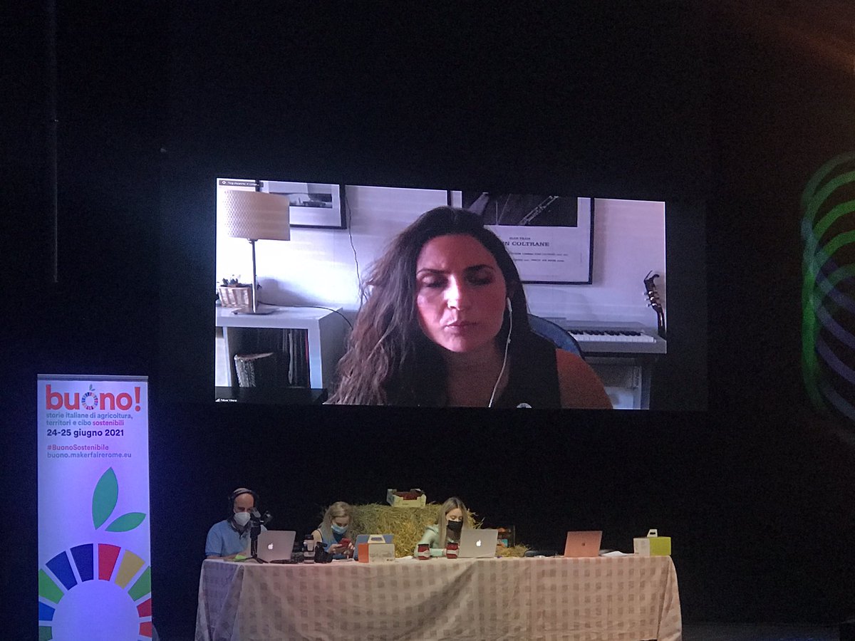 Sono tante le campagne del #WFF che sensibilizzano su scelte alimentari più #sostenibili. Tra queste l’iniziativa “Do It Better” ma anche la promozione di prodotti meno lavorati, biologici e a Km0. Fondamentale il ruolo dei giovani.
Silvia Visca <a href="/WWF_YOUng/">WWF YOUng</a> 
#buonosostenibile