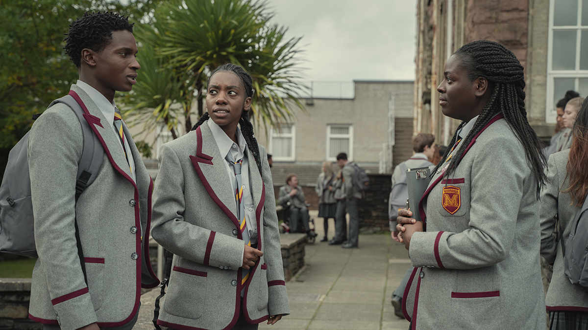 PortalWHIZ's tweet photo. “Sex Education” ganha data de estreia para o dia 17 de setembro deste ano. A @netflix liberou também as primeiras imagens da nova e terceira temporada da produção britânica. Ansiosos para reverem os personagens? https://t.co/pFRVKolD0e