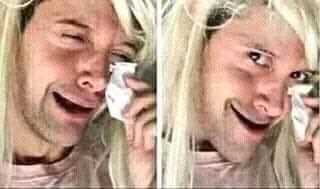 ตอนป่าป๊ายื่นไวน์มาให้น่ะหรอ
:โอ้ยไม่เป็นไรๆวันนี้ไม่อยากค่ะ