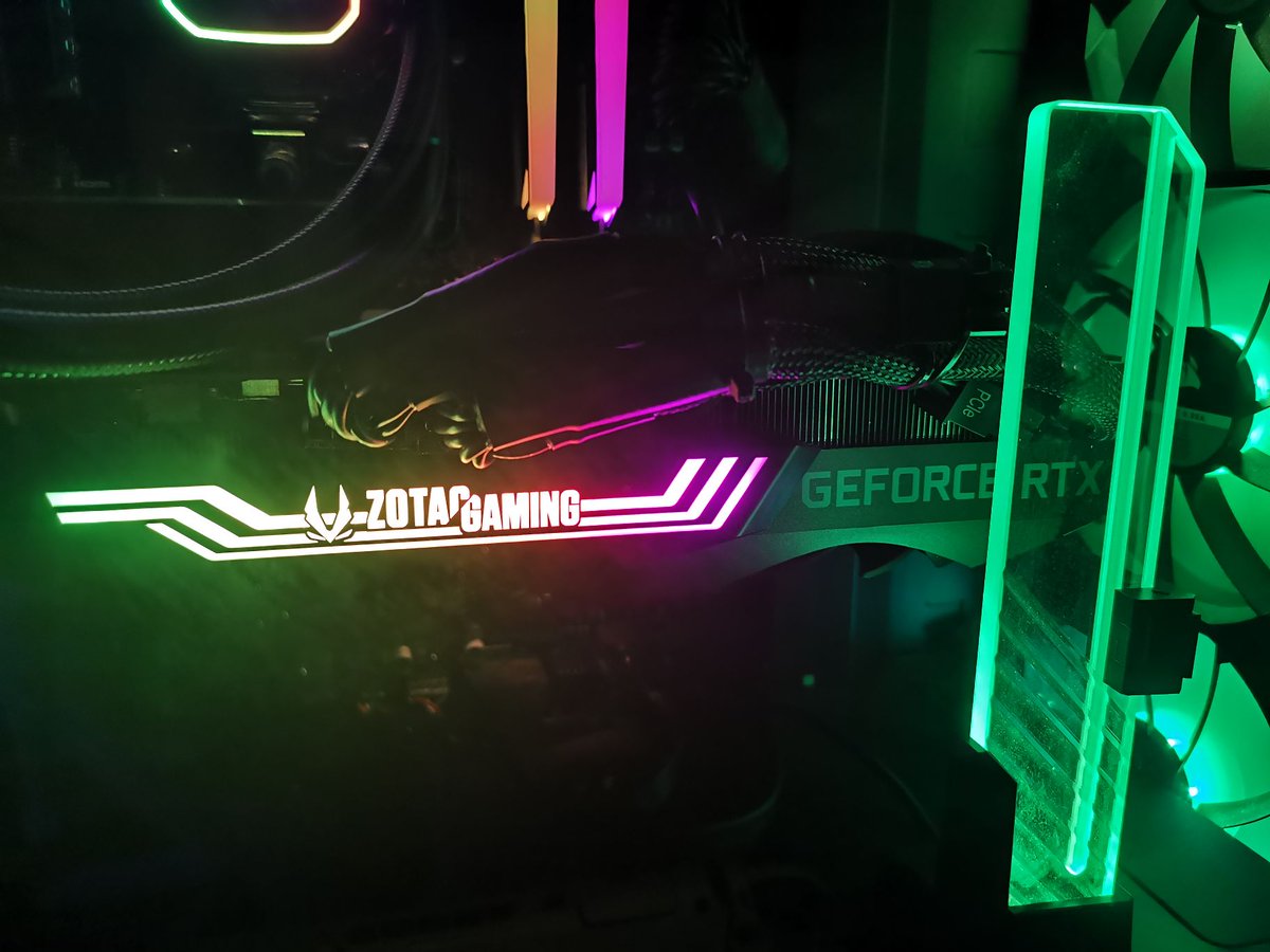 bellayukihime's tweet photo. Hello #RTX3070Ti; home sweet home 😍

After 3 months of waiting; I finally got my hand on the RTX30 series.... and even better the new one~ 

#Nvidia #NVIDIAGeForce #ZOTAC #vtuber #ENVtuber #VtuberEN #MYVT #MalaysianStreamer #GPU #upgrade #PCGoal #PCSetup https://t.co/WSLGGa34rf