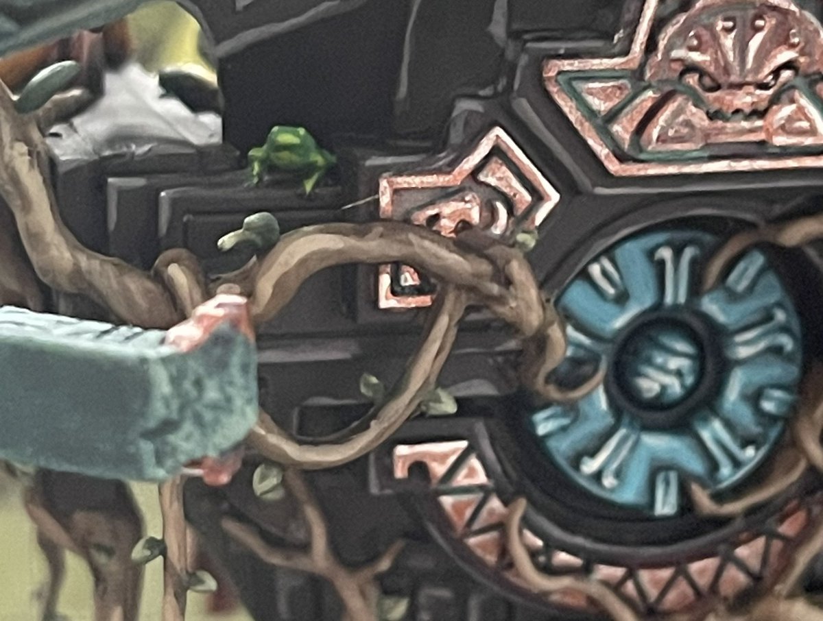 TrimControls's tweet photo. What a joyous model to both build and paint. I have thoroughly enjoyed that. #Kroak #AoS3 #BrokenRealms #WarhammerCommunity https://t.co/FzxCyOQocR
