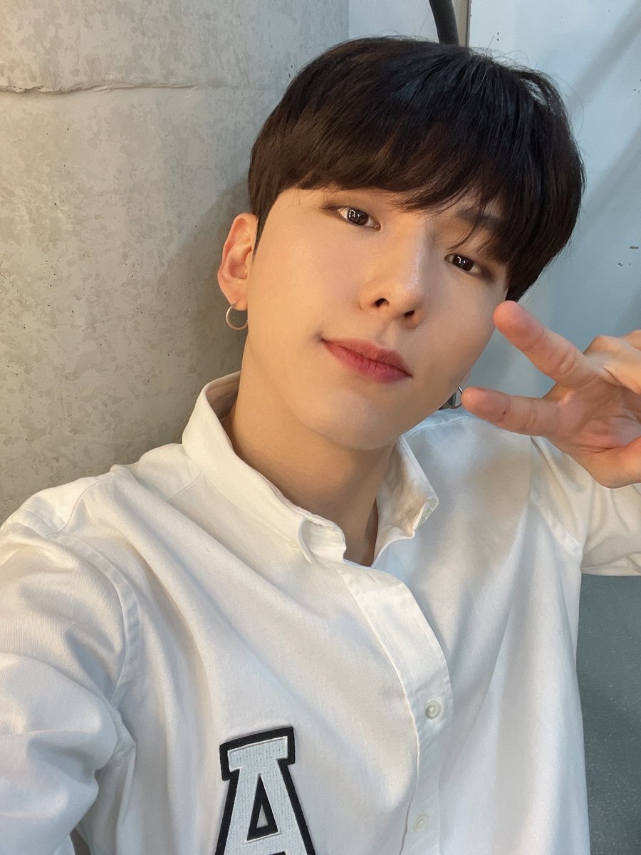 4주동안 가보자고를 사랑해준 모든 몬베베들과
네이버 나우 관계자님들 사랑합니다❤ #기현