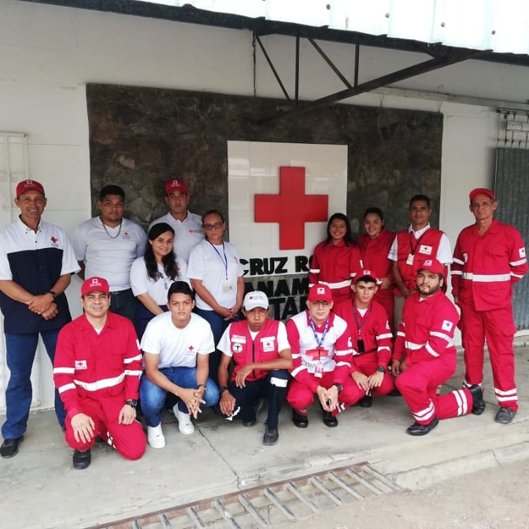 Hoy 24 de junio, celebramos el Día del Socorrista por lo cual extenderemos nuestra felicitación a todos los hombres y mujeres que arriesgan su vida para salvar otras... Felicitaciones Socorristas <a href="/CruzRojaPanama/">Cruz Roja Panameña</a>  <a href="/crportobelo/">Cruz Roja Portobelo</a> <a href="/CENACAP_CRP/">CENACAP</a>