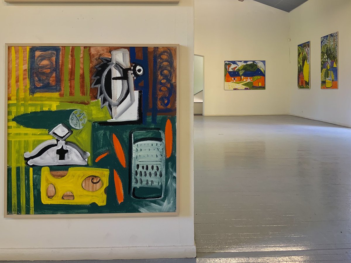 BLANCKARTVENOM's tweet photo. Visite fraternelle à l’ami Vincent #Corpet au château de Jau.
Un artiste totalement libre, peintre obsessif doigts dans la prise.
Accrochage puissant, dont une série de compositions sur cartons qui explose la nature morte en mode para-conceptuel post-Ikea!
https://t.co/lBmYghOYu2 https://t.co/fTpEIKcsfJ