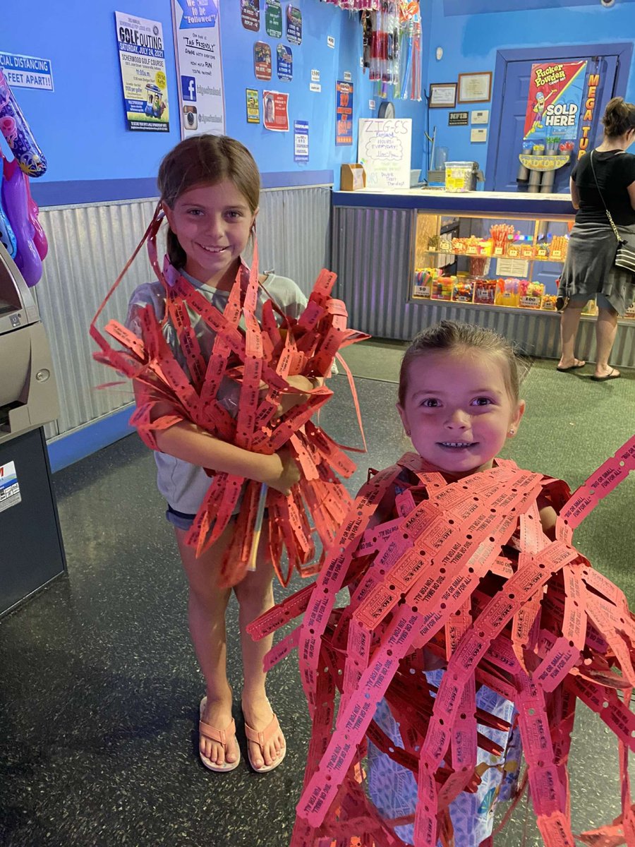 It’s Thursday which means Zig-E’s will double any tickets won today! Come see if you can win as many tickets as these two! #ZigesFUN