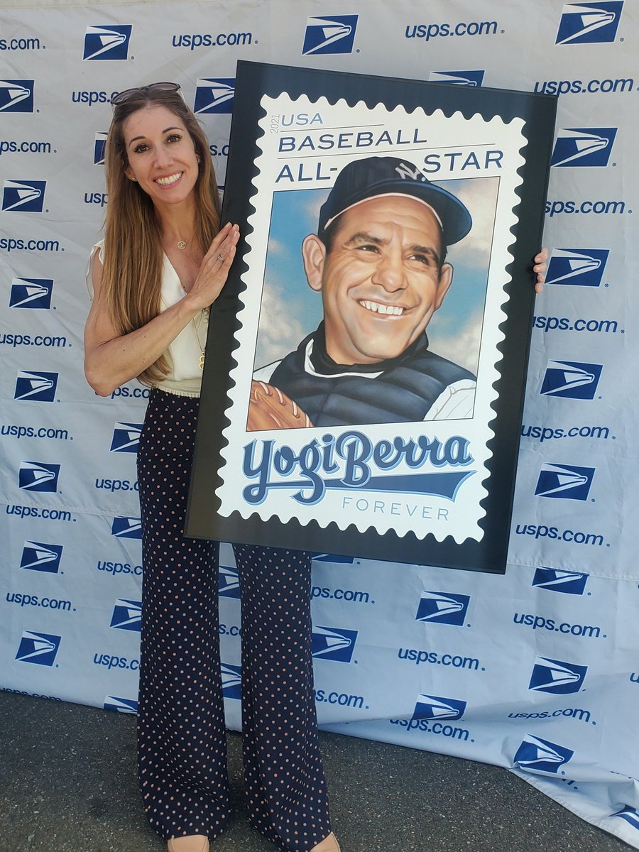 lindsayberra's tweet image. So excited! 👏👏👏 #yogiberrastamp #grampstamp #baseballstamps #mlb #yankees