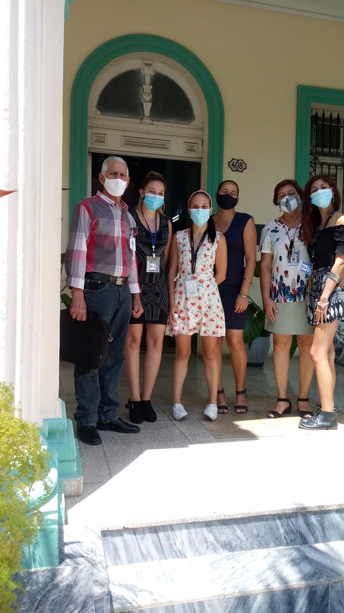CeferinoJulioSS's tweet photo. Fructífero encuentro entre el #Idict y #CESPO. Se diseñan acciones para convertir su Centro de Información en centro de referencia de esa prestigiosa Institución. #CitmaCuba #CienciaInnovacion https://t.co/gd5GvM9cAc