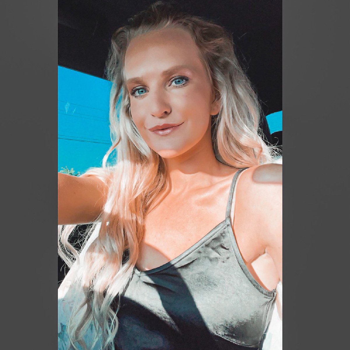 This was our last photoshoot for about 6 weeks! We are headed north to Washington for harvest 🌾🚜 Can’t wait for y’all to see these New Arrivals ⚡️🎉