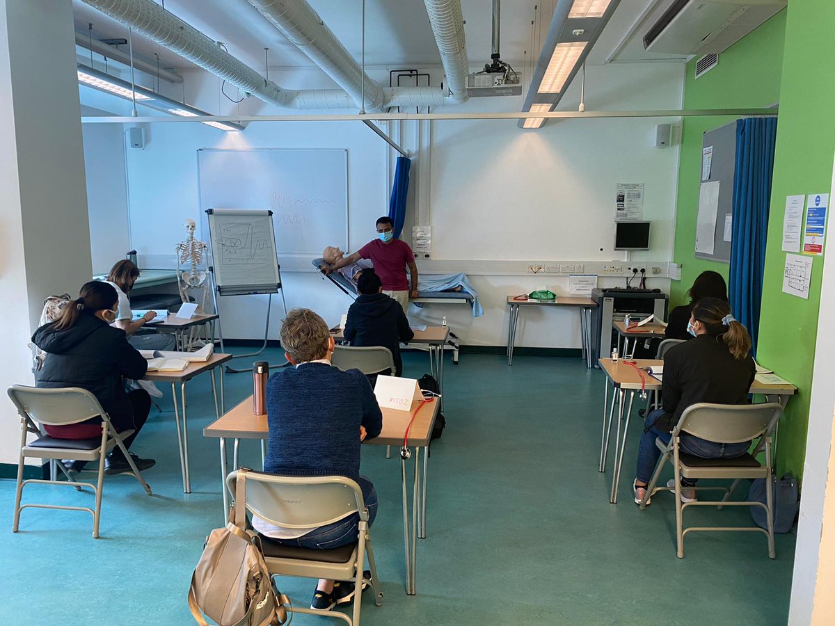 AliRossRN's tweet photo. A fantastic week kicking off the Level 2 Care Advanced Skills Programme for our RHDU and C5 staff! A great way to welcome Nick McCabe to the team as the new RHDU Educator! Thank you @simonsamin for your session, it was a hit! #divbeducation #alwaysimproving #Simulation https://t.co/sTSWTQx4nM