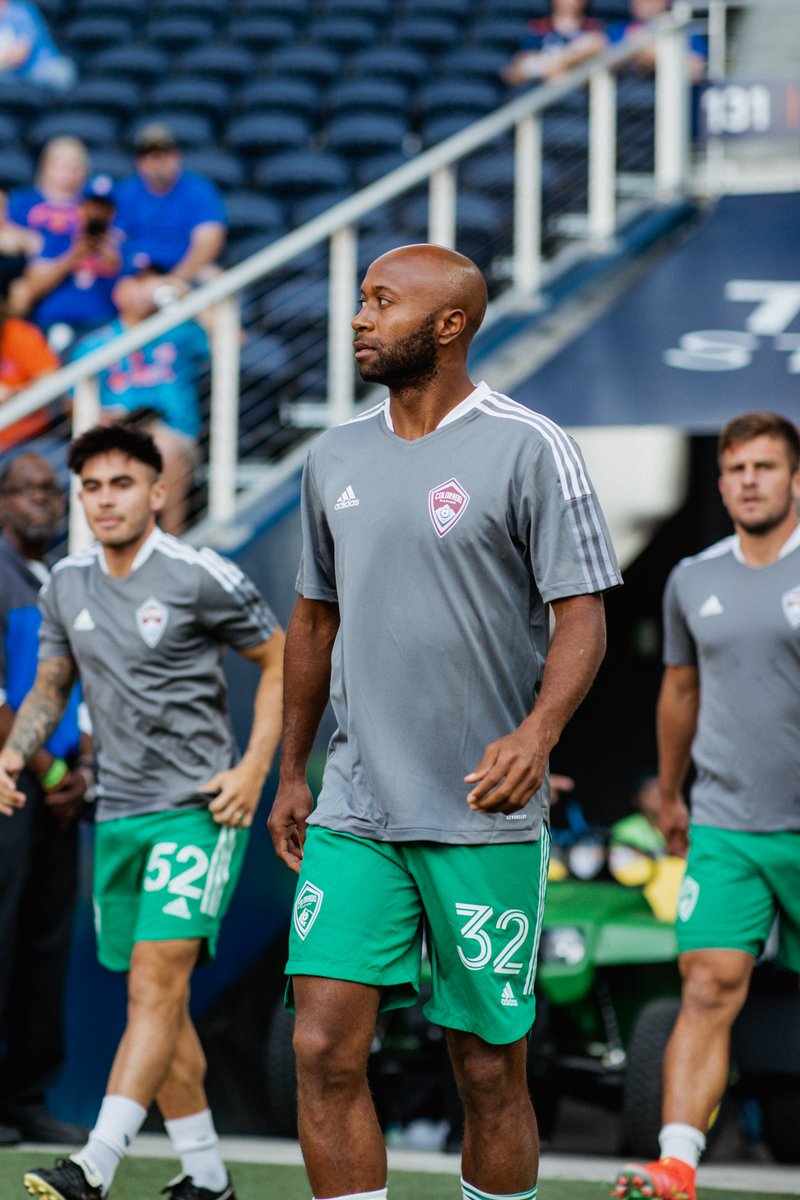 ColoradoRapids's tweet photo. Happy birthday, @collenwarner! 🥳🙌 https://t.co/Qp8sHIbsEQ