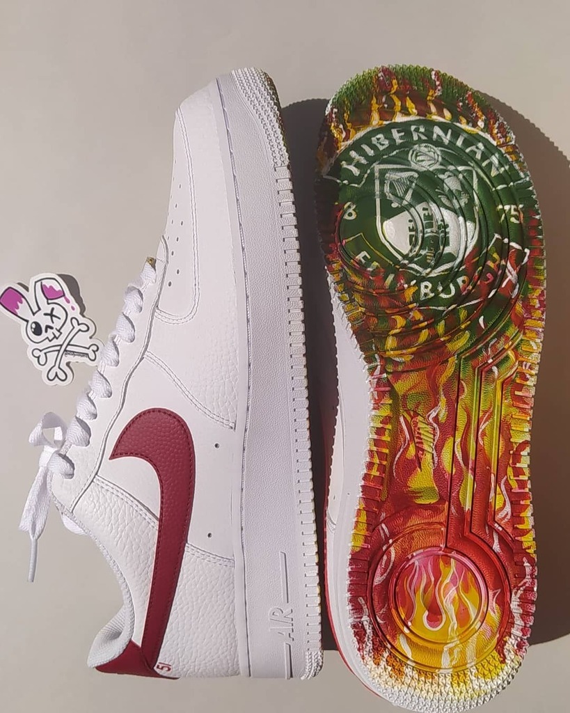 LupiLaFlamme's tweet photo. This was an interesting request! #flikr #wildbunnyarts #custompaint #sneakers #airforce1custom #airforce1 #nike #nikeairforce1 #nikecustom New Insta Pic! https://t.co/oxiESTWmwc