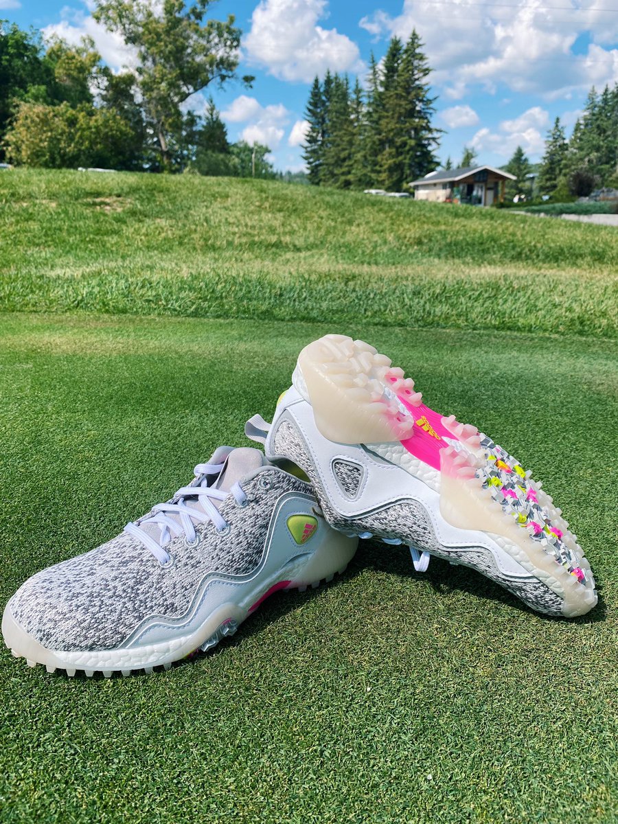 WindyGCC's tweet photo. Members, this is your limited collection alert! We have only a few Windy logo Jones bags and new summer Adidas CodeChaos are both in stock now. These will not last long, come check them out at the Golf Shop!
#Windermeregcc #Playjones #CODECHAOS https://t.co/mDPHnRBrqB
