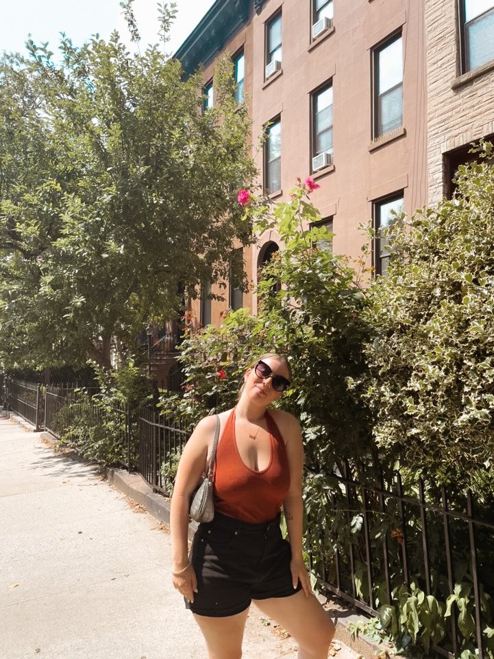 soaking in these sunny days ☀️🤩
