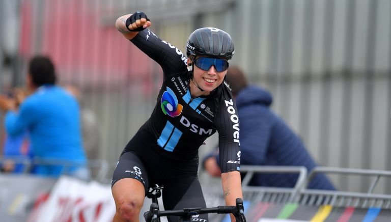 ProCyclingInfo's tweet photo. πOur congrats to the winners yesterday 06/23th at:
π΄ββοΈ@LottoBelgTour 2nd st @lorenawiebes
π΄ββοΈ@voltaaoalentejo 1st st @juanjolobato
π΄ββοΈ#CourseSolidarnosc 1st st @PatrykStosz94
2nd st #NickBrabander
π₯π₯π₯π₯
ππππ
πΎπΎπΎπΎ https://t.co/kuowUlmnuq