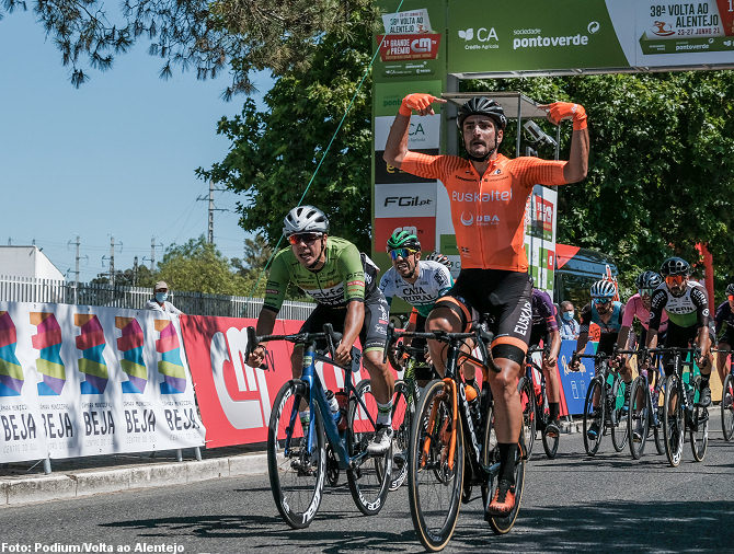 ProCyclingInfo's tweet photo. πOur congrats to the winners yesterday 06/23th at:
π΄ββοΈ@LottoBelgTour 2nd st @lorenawiebes
π΄ββοΈ@voltaaoalentejo 1st st @juanjolobato
π΄ββοΈ#CourseSolidarnosc 1st st @PatrykStosz94
2nd st #NickBrabander
π₯π₯π₯π₯
ππππ
πΎπΎπΎπΎ https://t.co/kuowUlmnuq