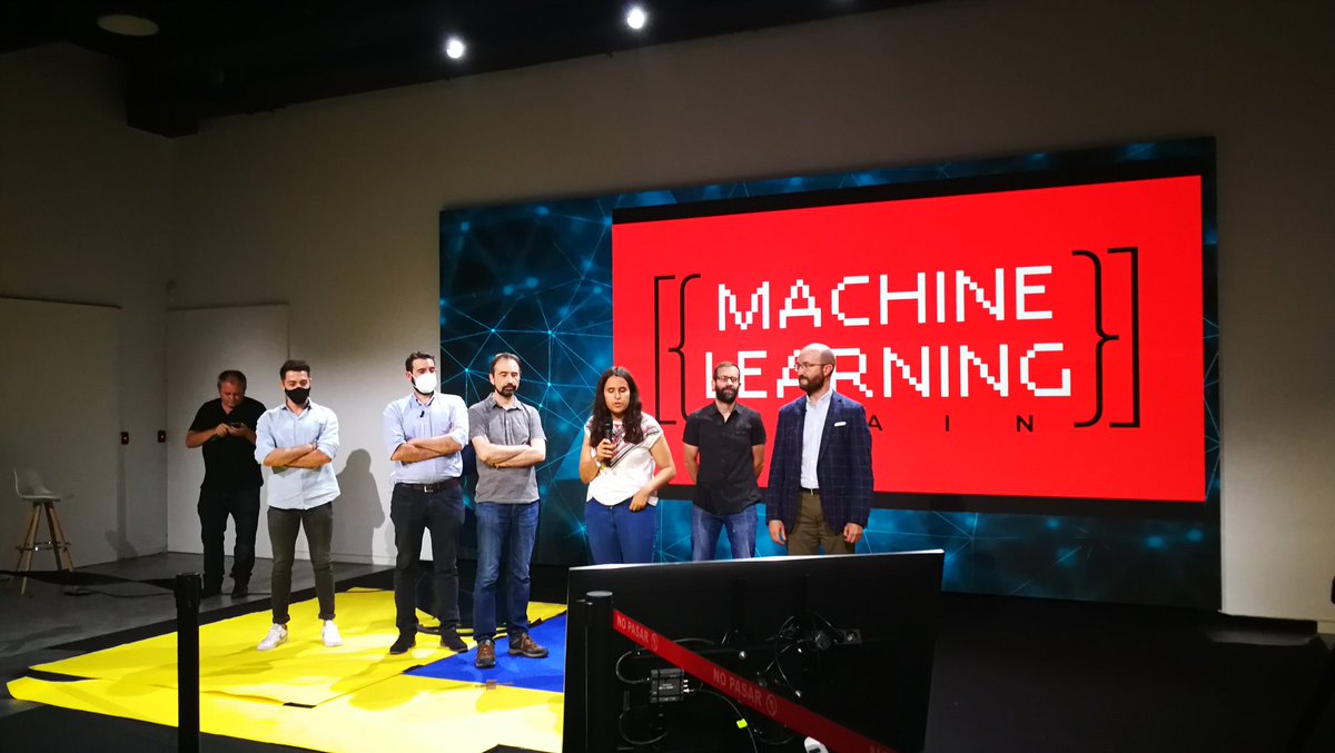 Este es el pedazo de EQUIPO que tenemos aquí hoy <a href="/ml_spain/">ML Spain</a> 
GRACIAS @juanjobeunza y tod@s l@s profesionales que han compartido su conocimiento y experiencia con esta comunidad