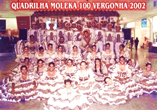juninamoleka's tweet photo. Dia de #TBT - Moleka no ano de 2002 no antigo Shopping Iguatemi em Campina Grande-PB https://t.co/ON7NetygJI