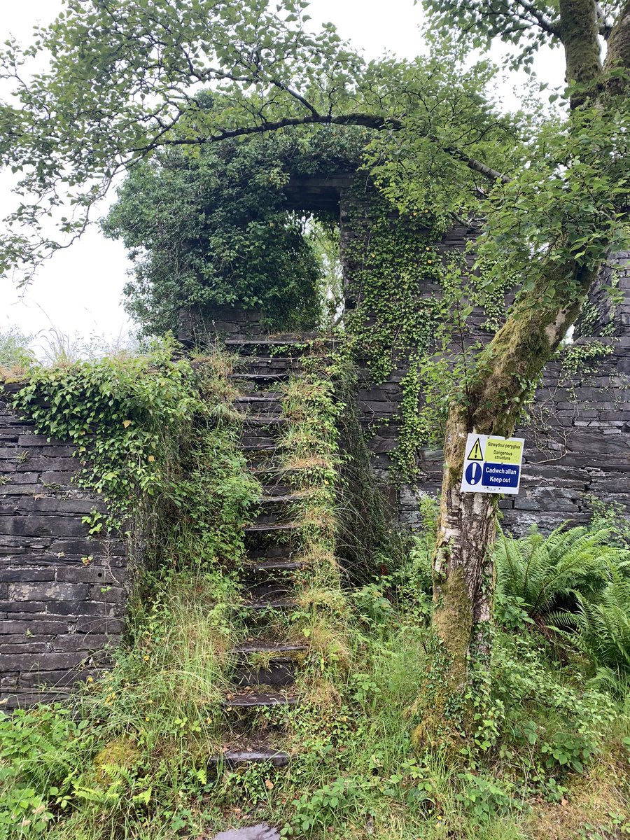 Visited a few @Desertedpicx deserted places today! Pen Yr Orsedd and Dorothea Slate Quarries in Dyffryn Nantlle, North Wales
