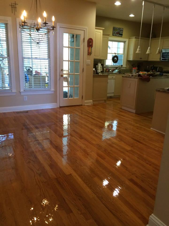 BaltimoreFF's tweet image. Did you blow it this year on your Father's Day gift? Then give your dad the gift of freshly refinished hardwood flooring from Fabulous Floors Baltimore.🎁 fabulousfloorsbaltimore.com/services/hardw…