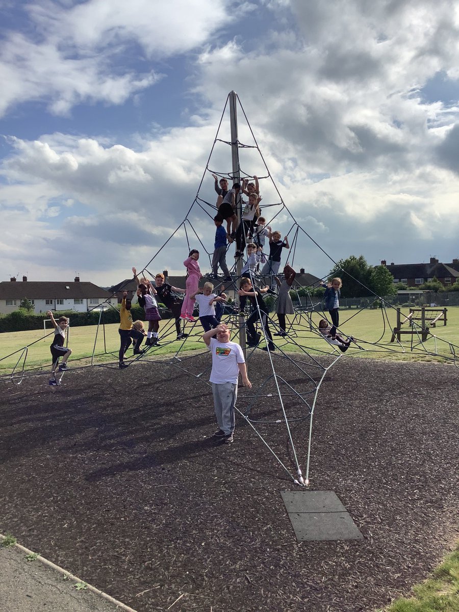 MissSmithPri's tweet photo. The sleepover is underway! We’ve spent the first few hours burning off some energy. #Highbank @HighbankPrimary https://t.co/yXtf0bjovn