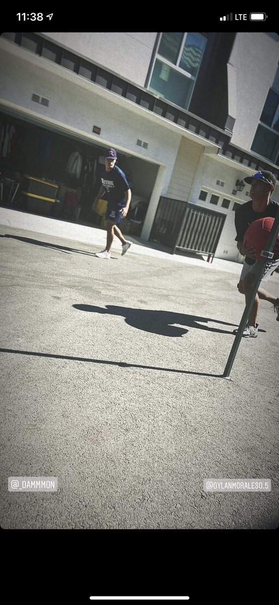 DMoralesBBall's tweet photo. Thankful to be getting stronger day by day and working on things that are  going to benefit me on the field. Thank you @coach__esco for guiding me throughout this process. Let’s get it! 💪🏽😈👀
@roosevelt_bball @SGVArsenal @DamonMorales10 https://t.co/mJMjmq15Y4
