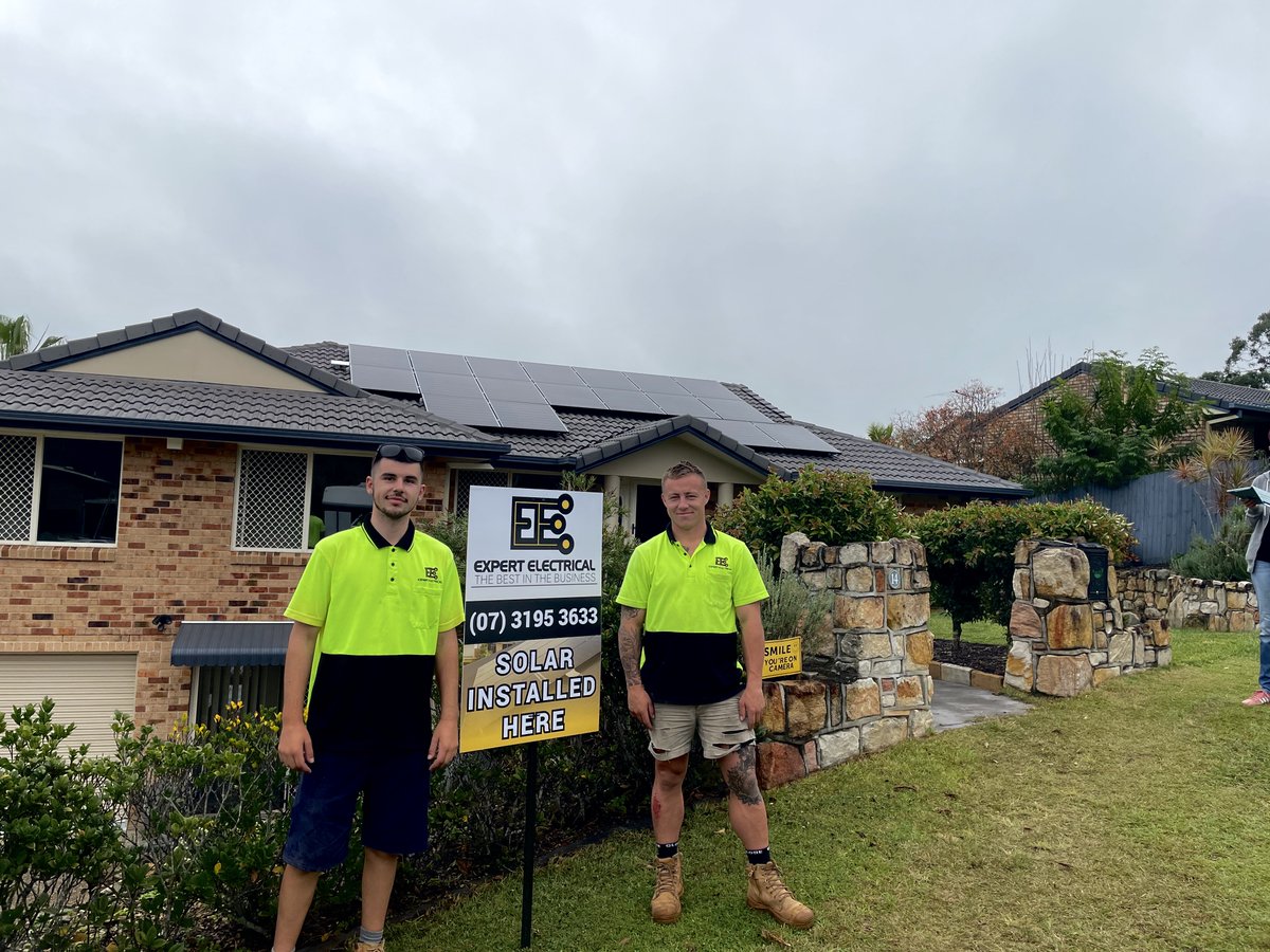 Expert_Aus's tweet photo. Another day, another.....

Super successful Solar installation 😎😎😎😎

#solarenergy #ClimateCrisis https://t.co/G2v6FVBOGr