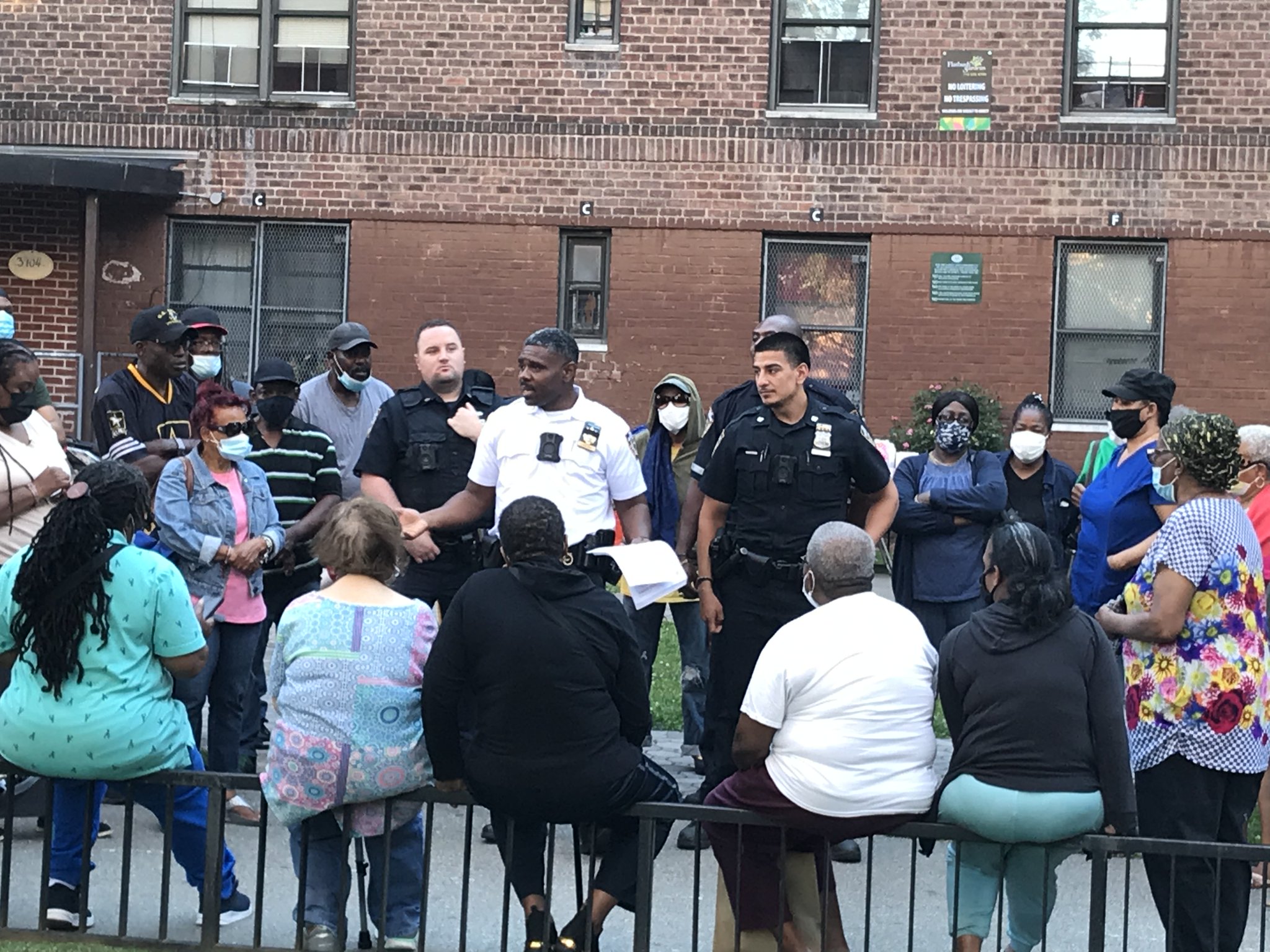 67 Precinct Nypd - pq8nqon