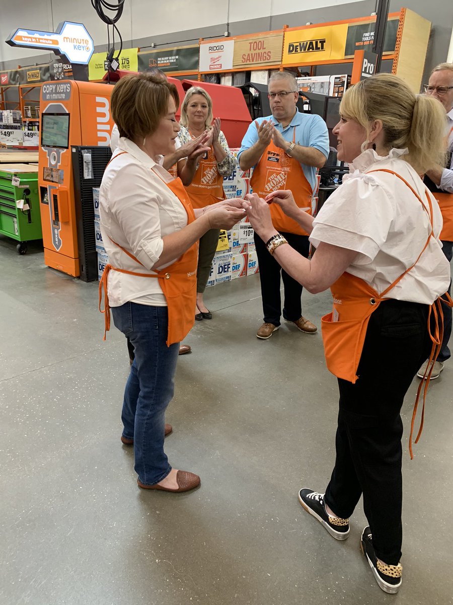 Ashley Padilla tweet media