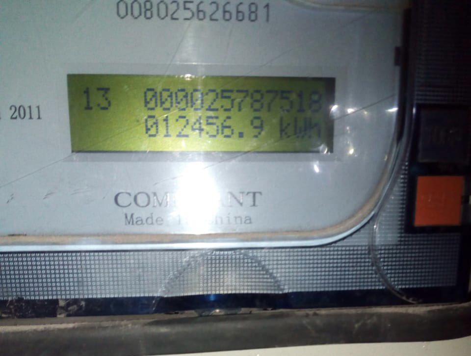 LuchoMkt's tweet photo. @EnelPeru mi depa está vacío desde 17Feb último pago en mayo la lectura fue 12456kwh y ahora me viene por 54.50 soles y muy vivos ustedes ponen sin datos la lectura cuando mi medidor está en 12456.9kwh encima voy más de 3 horas por WhatsApp esperando @OSINERGMIN @IndecopiOficial https://t.co/hkyPHdwbgz
