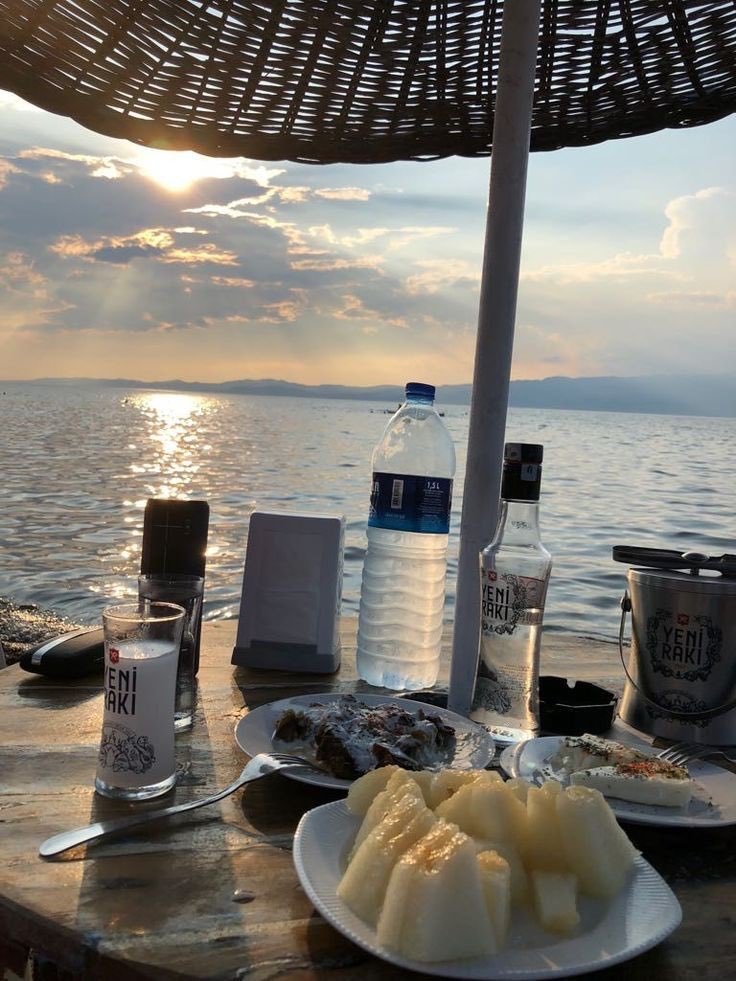 İlk buluşmada manitayı getirdiğim yere bakın