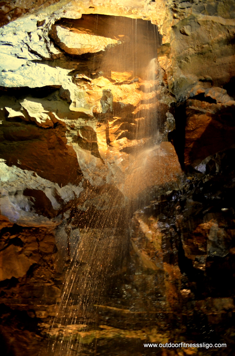 outdoorsligo's tweet photo. It has been a year since we visited the Aillwee caves in County Clare https://t.co/YTLooLAj0E   Book your spot now to visit these amazing caves and visit the bird of prey show #aillwee #Travel #KeepDiscovering  @ClareTourism @aillwee 
@discoverirl https://t.co/ppELzZTxG6