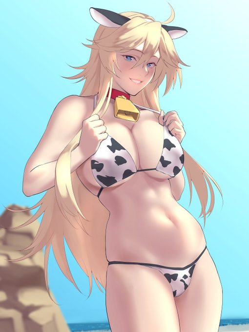 牛柄ビキニアイオワさん🐄 