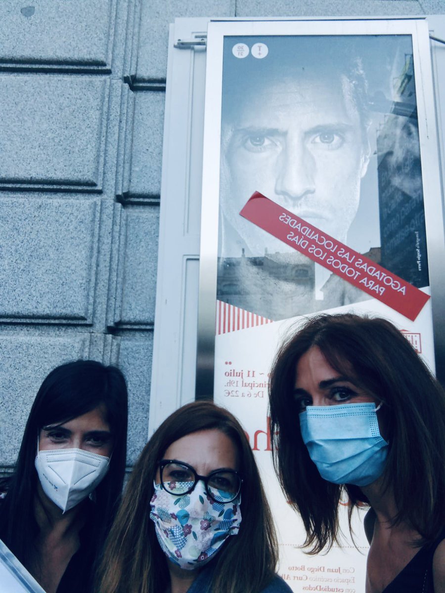 “El teatro es la poesía que se levanta del libro y se hace humana. Y al hacerse humana, habla y grita, llora y se desespera” Gracias <a href="/JuanDiegoBotto/">Juan Diego Botto</a> por “Una noche sin luna”, esa noche sin luna en la que nos arrebataron al poeta…