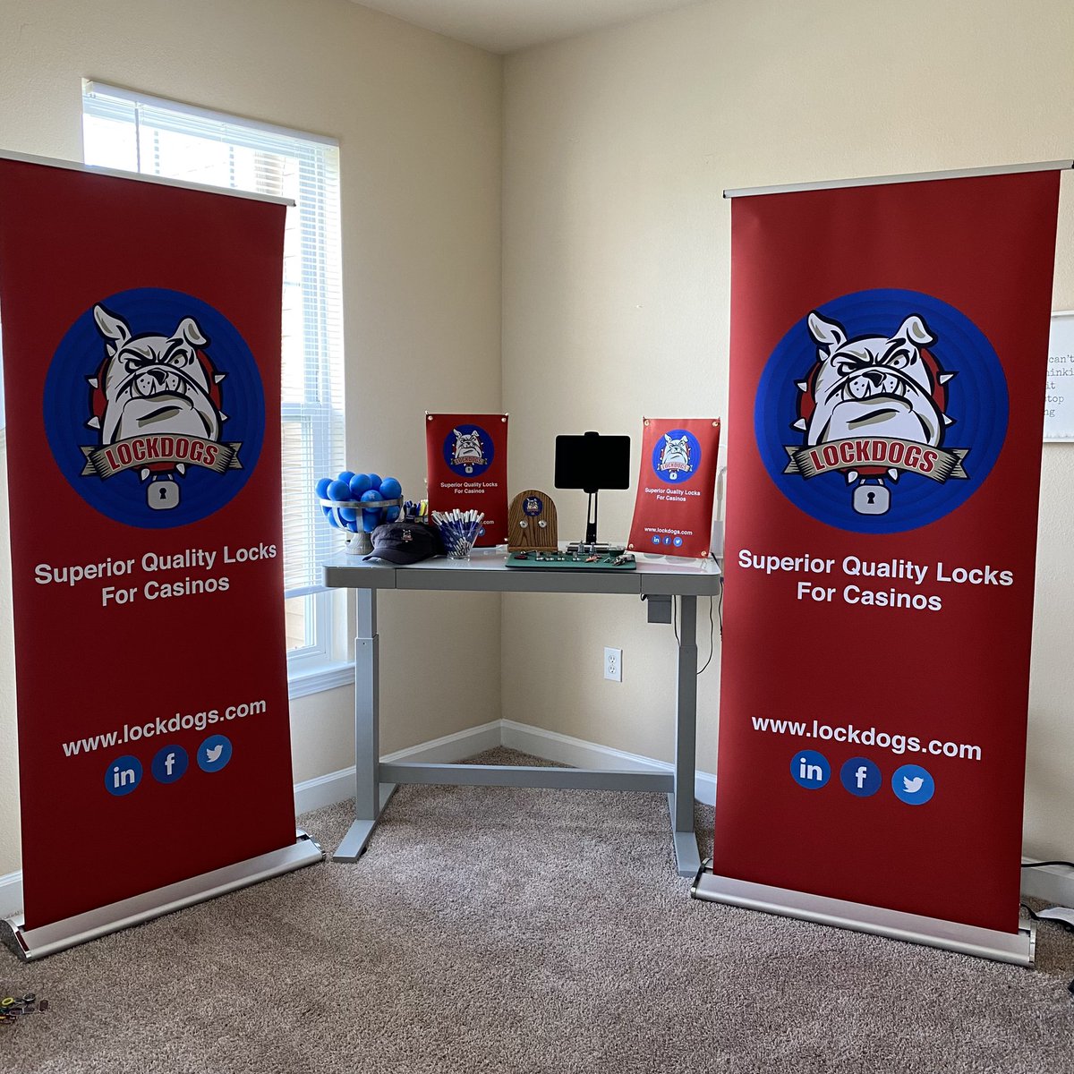 RealLockdogs's tweet image. Lockdogs is getting tradeshow ready! Stretching our legs and material for next week’s 
@AmusementExpo 2021.

Our first time at this tradeshow, we’re excited to make a break into the industry. 

Come visit me there!

#amoa2021 #amusementexpo #tradeshows #slots #vendingmachines