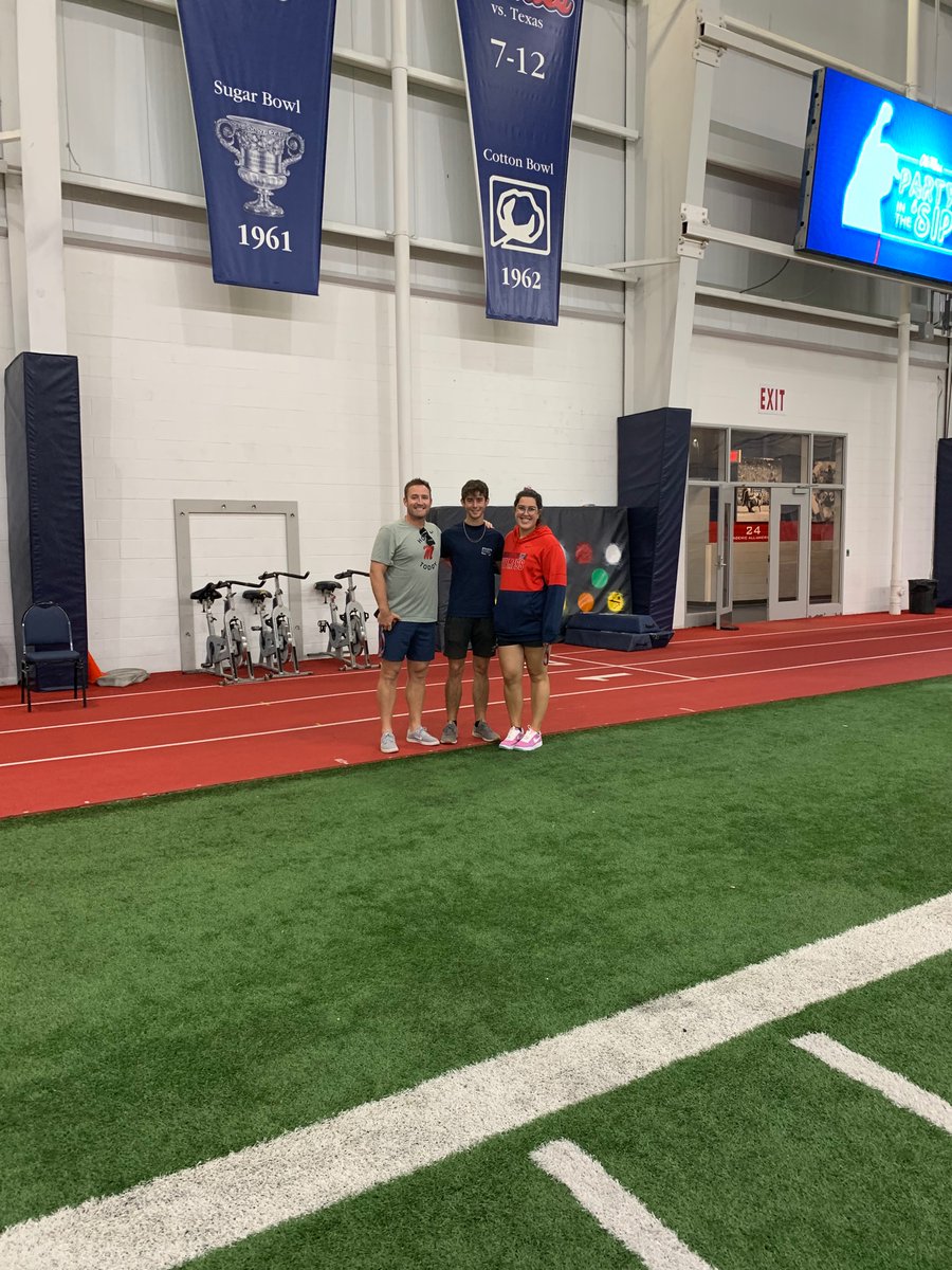 Come to the Sip!  <a href="/OleMissTrack/">Ole Miss Track & XC</a> <a href="/OleMiss/">Ole Miss</a> <a href="/OleMissSports/">Ole Miss Athletics</a> had a fun day today officially visiting my new home!  Hotty Toddy ‼️