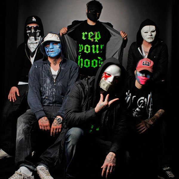 Hollywood undead 2008. Hollywood undead жанр. Hollywood undead 2005. Hollywood undead маски 2021. Солист холливуд андед.
