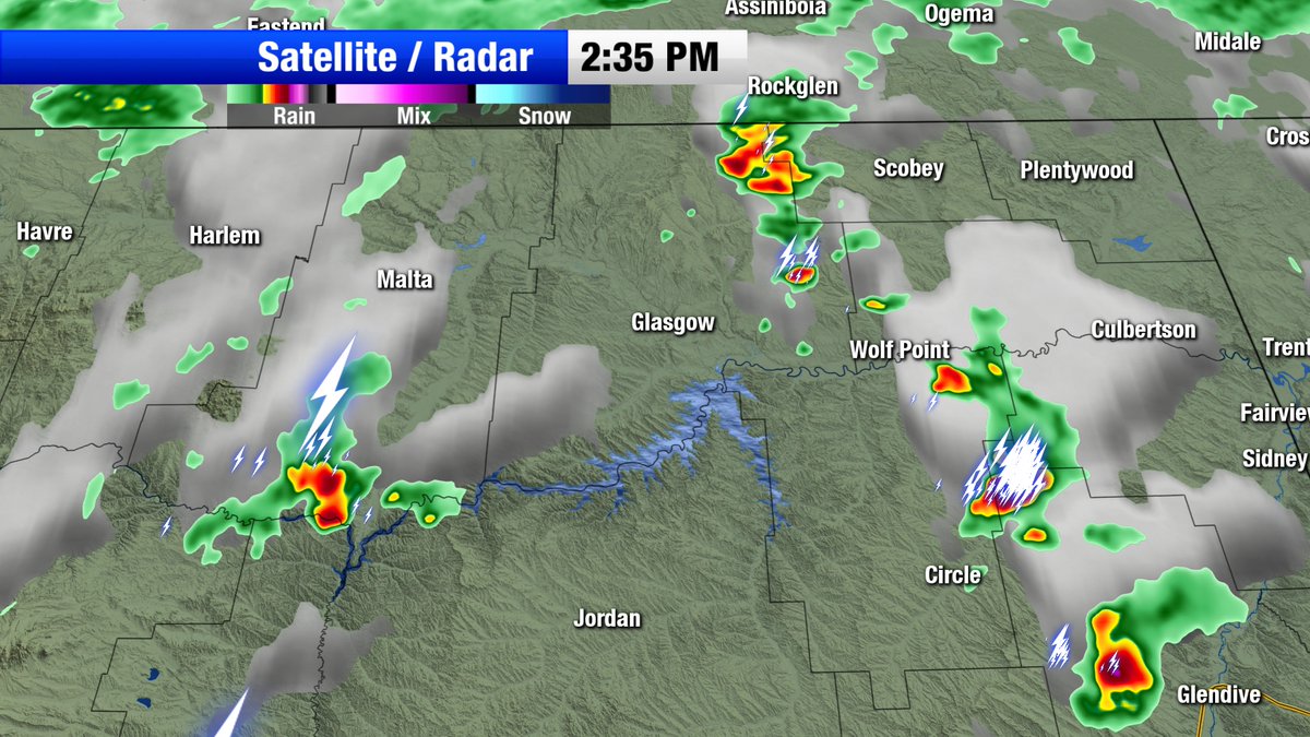 MarkHeyka's tweet photo. Strong storms are located northwest of Glendive, northeast of Circle, south of Malta and west of Scobey. Lightning and strong winds will be likely. #abcfoxmt @nwsglasgow https://t.co/vz61Lh7lt1