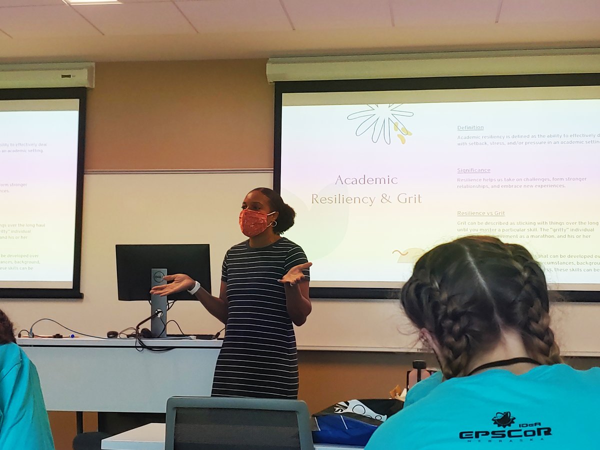 NebraskaEPSCoR's tweet photo. What a week!
THANK YOU, @NEWesleyan (& esp Prof. Angie McKinney + her team) for hosting #YoungNebraskaScientists Explorations in Biology Camp!
Much #STEM love to all!! Not enough space here to show all the good times, but #gonnatry ... https://t.co/ipzilSIgek