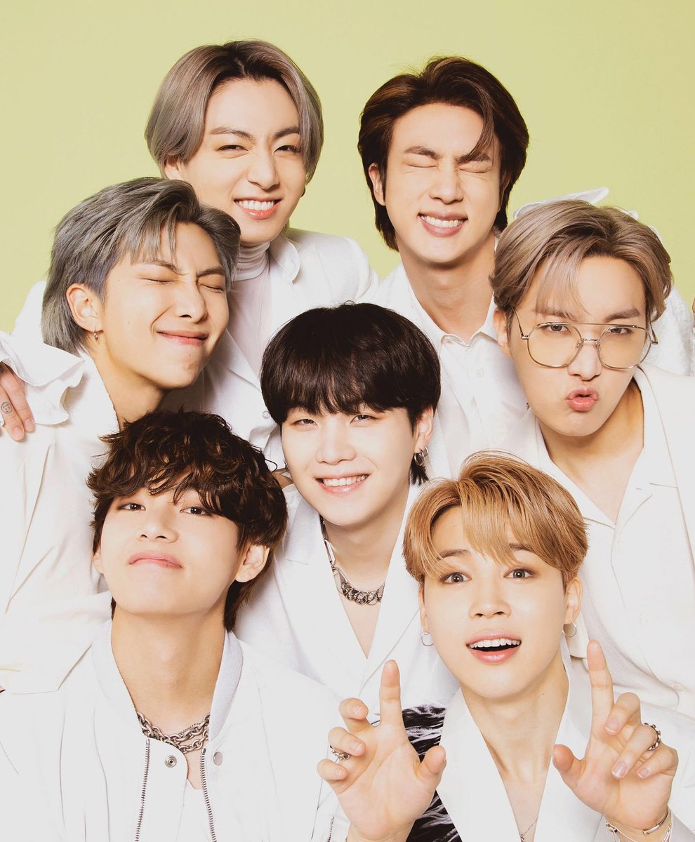 btsidlearchive's tweet photo. Hi! this is a new account dedicated to @BTS_twt and @G_I_DLE !!

please help me spread this account by retweeting!!! thank you !! <3 https://t.co/CxmhSBPeEQ