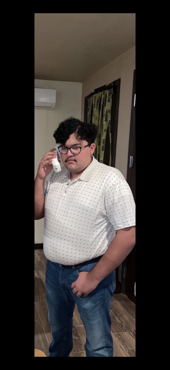 pg13_akacarlos's tweet photo. Y’all this was Halloween last year and a picture of today with the same shirt. Im just happy I was able to change and better myself. Thank you to all my friends who motivated me and were there for me. ❤️ https://t.co/ij2z1FNxbd