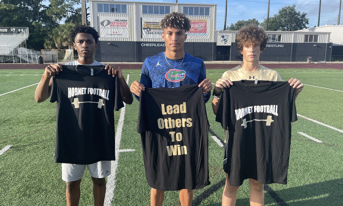 Congrats to our Hornet Lifters of the week! They are William J, CJ S, and Nate B! #LOTW #BMCFootball #1MOORE @BMooreAthletics <a href="/osvarsity/">Sentinel Varsity</a> <a href="/coachhunterwood/">Hunter Wood</a> <a href="/coachmicahjd/">Coach Micah J. Davis</a> <a href="/cjavonsmith1/">ㄈㄅ</a>