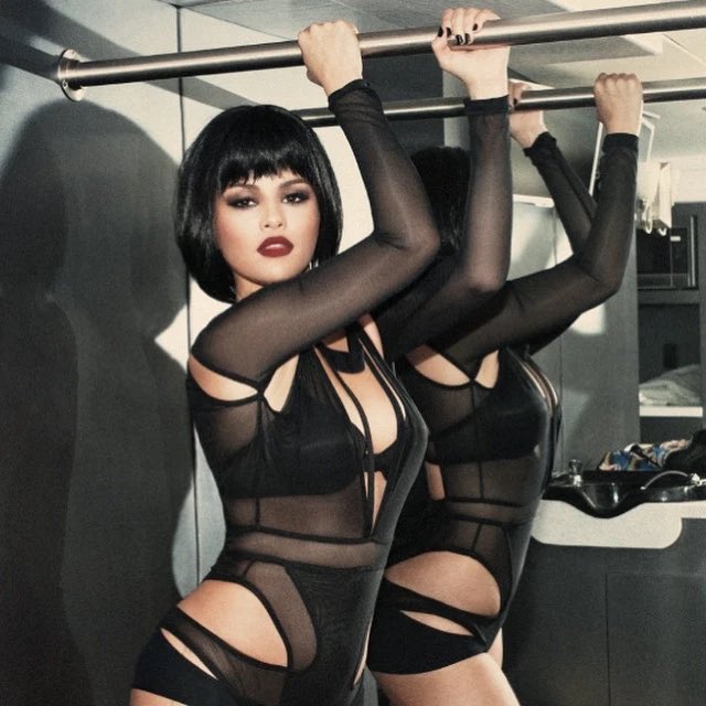 factsofmarie's tweet image. Selena Gomez as Arsyn in Taylor Swift’s “Bad Blood” music video.. ICONIC