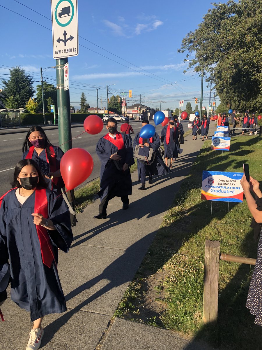 John Oliver School tweet media