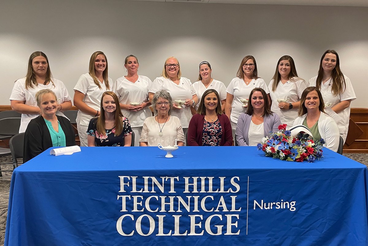 FlintHillsTech's tweet image. Congratulations to FHTC's 2021 Practical Nursing graduates who are now officially pinned! We are proud of your accomplishments – you did it! #FHTC #WeEngage #WeTransform #WeAreWranglers