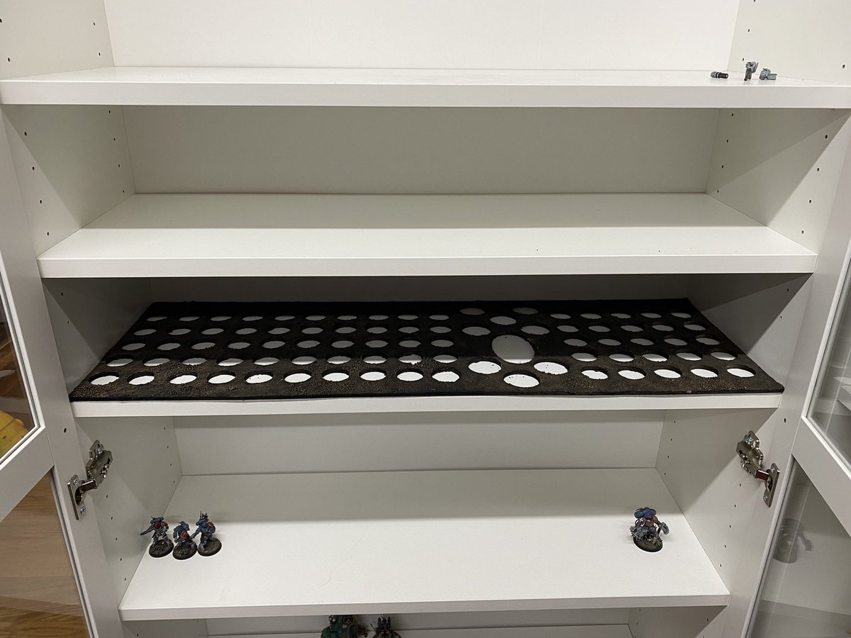 TripleD40k's tweet photo. #hobbystreak day 538 - shelves are empty? That can mean only one thing. Game against the man in the hat tomorrow and I’m taking everything just in case! #WarhammerCommunity #Warmongers #40k #dztv #warwardens https://t.co/BlfxMtDcrt