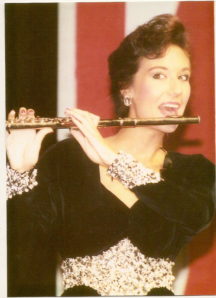 TiffanyErvin's tweet photo. In honor of @MissSCPageant this week here’s a #tbt for you - way back when we wore 1-piece swimsuits & had a live orchestra! #MissBoilingSprings #MissSpartanburg #MissGreenville #TalentWinner #hasbeenbeautyqueen #yeahthatgreenville #ThrowbackThursday https://t.co/kzukF0X6hR