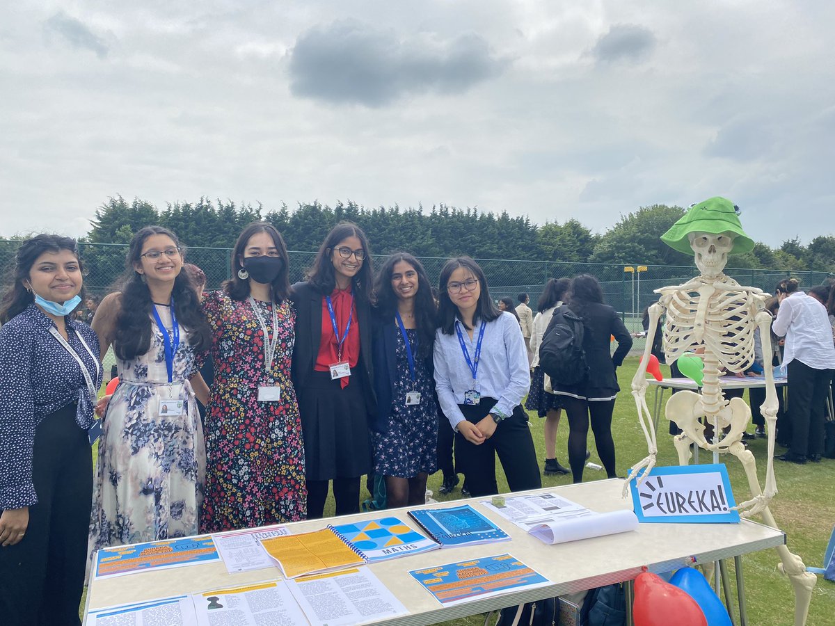 WHSGSixthForm's tweet photo. Thank you to all the Year 11’s who participated in and engaged with this year’s Year 12 Induction Day! We hope you thoroughly enjoyed your taster sessions and elective and society carousel and we can’t wait to see more of you next year ;)
#Year12InductionDay https://t.co/HmE3fL99bp