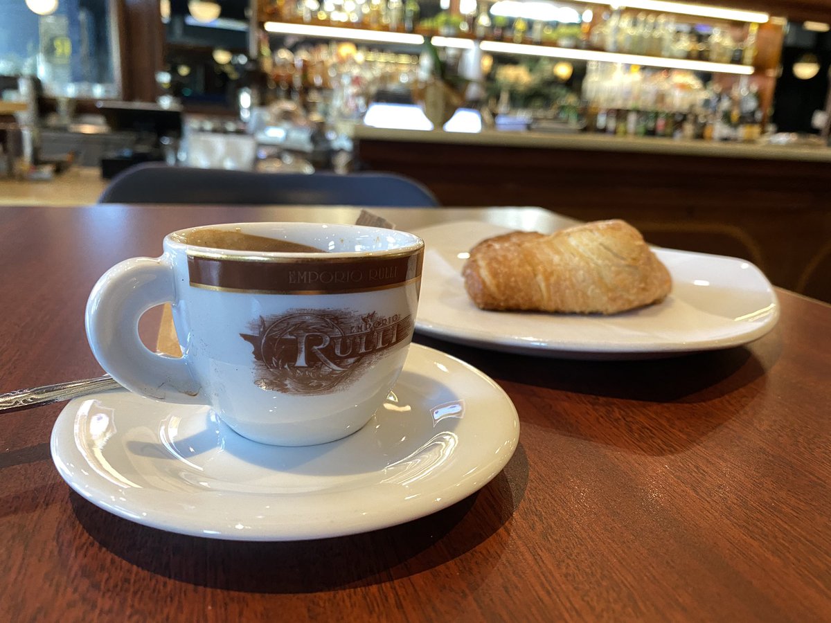 I found Italy on Chestnut today. Incredible, the amount of joy you can get from a good espresso. 🥰